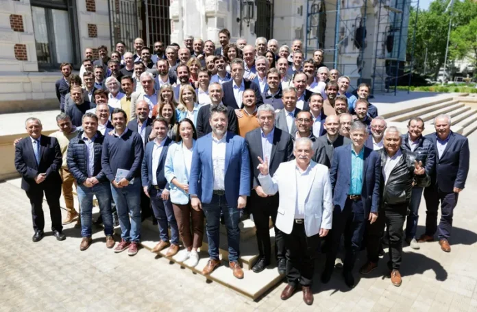 massa-kicillof-e-intendentes