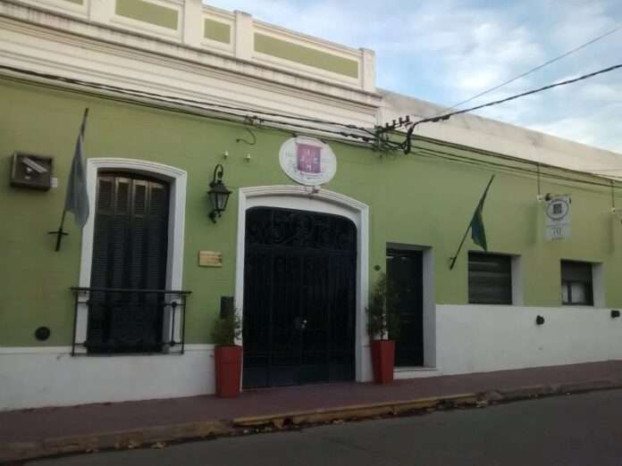 instit estrada.jpg 1